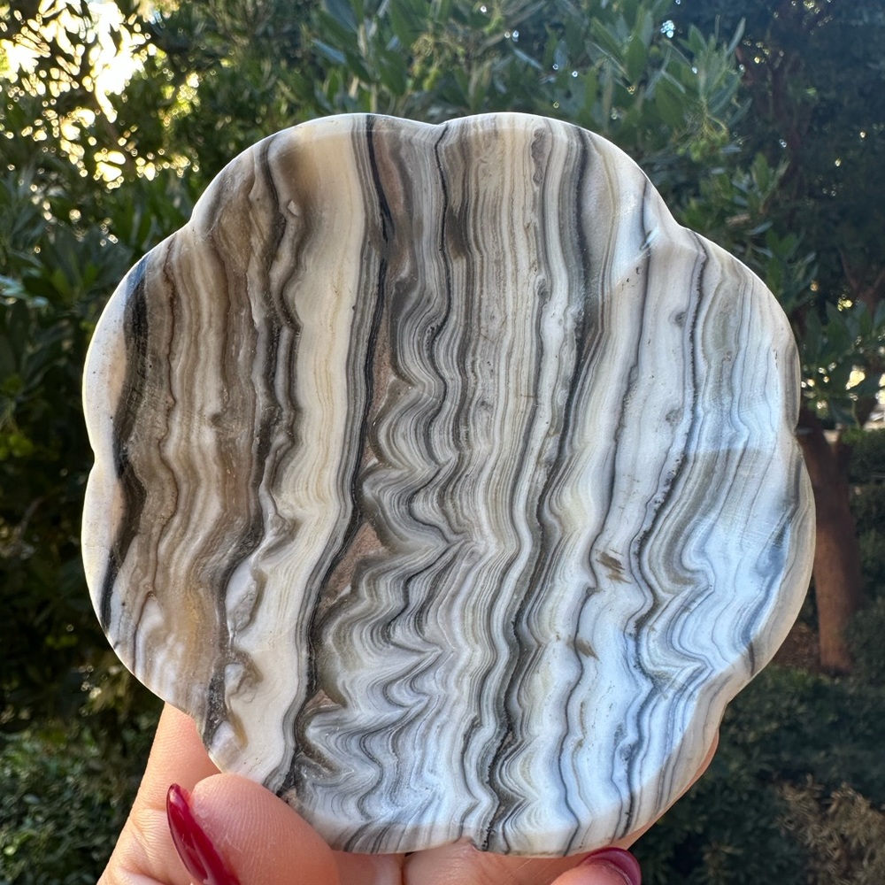 Mexican Lace Onyx flower trinket bowl
